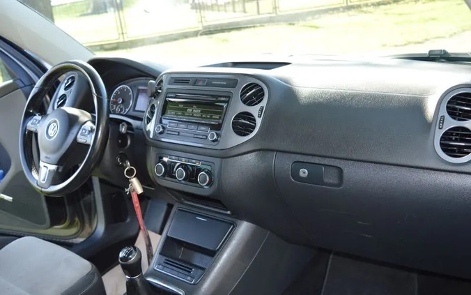 Volkswagen Tiguan cena 42500 przebieg: 270000, rok produkcji 2012 z Bartoszyce małe 326